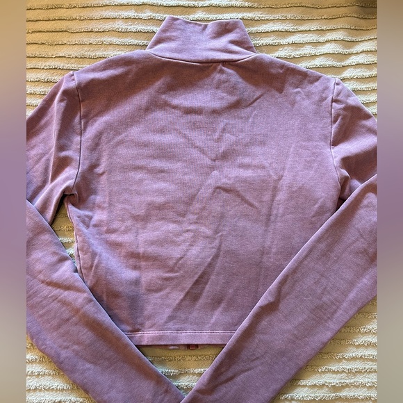 Aritzia TNA Zip Up - Picture 4 of 4